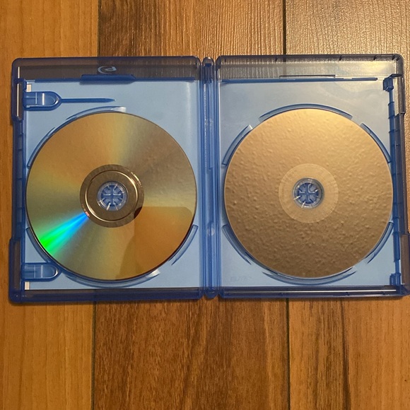 101 Dalmatians on blue ray / DVD - Picture 8 of 8